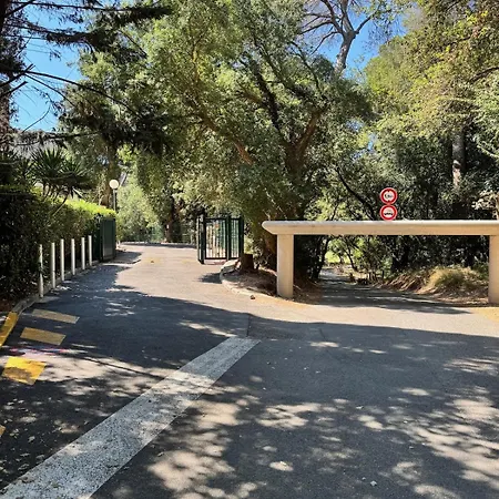 Апартаменты 2pcs - Parking - Piscine *