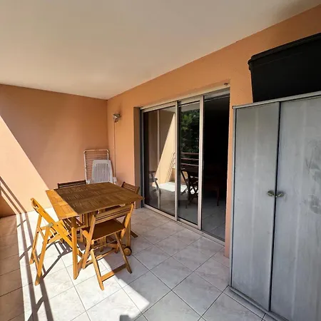 2pcs - Parking - Piscine 公寓